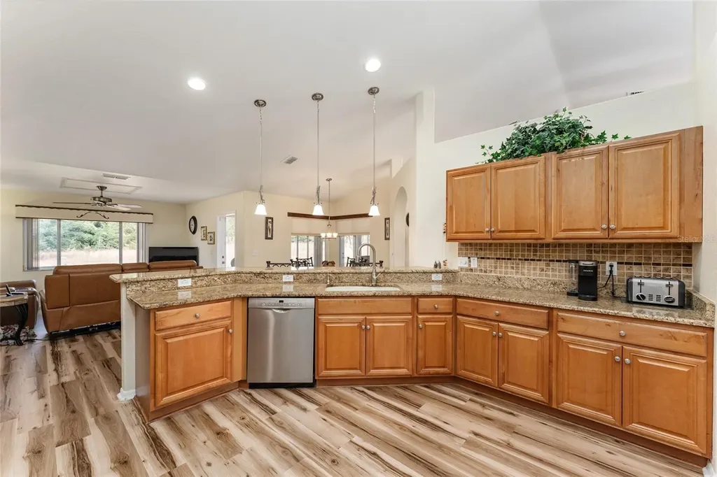 9910 SE 138th Loop Summerfield FL 34491