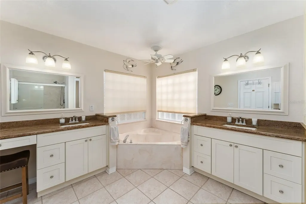 9910 SE 138th Loop Summerfield FL 34491