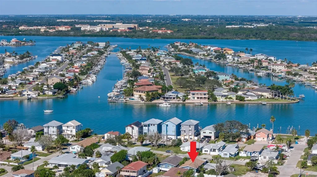 13246 4th Street E Madeira Beach FL 33708