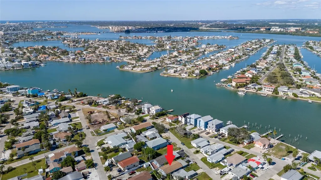 13246 4th Street E Madeira Beach FL 33708