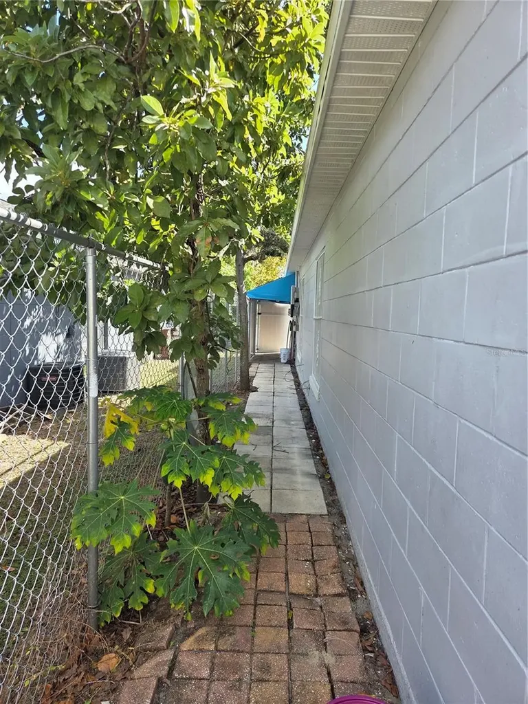1033 Hamlet Drive Maitland FL 32751