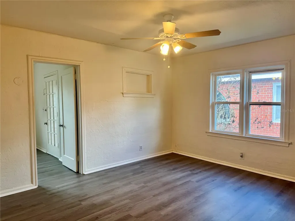 425 E Sessoms Avenue Lake Wales FL 33853