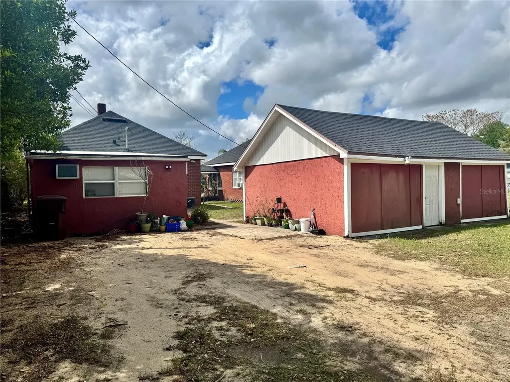 425 E Sessoms Avenue Lake Wales FL 33853