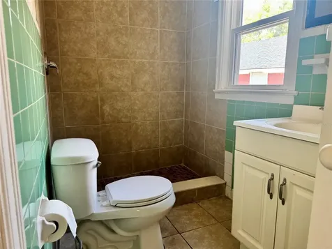 425 E Sessoms Avenue Lake Wales FL 33853
