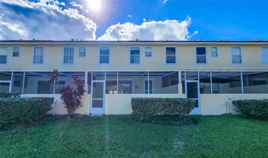 1288 S Beach Circle Kissimmee FL 34746