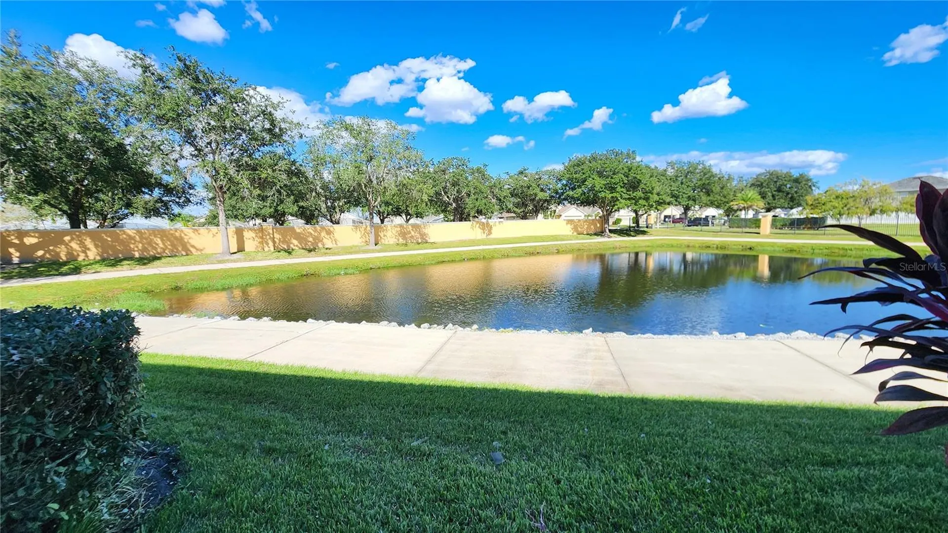 1288 S Beach Circle Kissimmee FL 34746