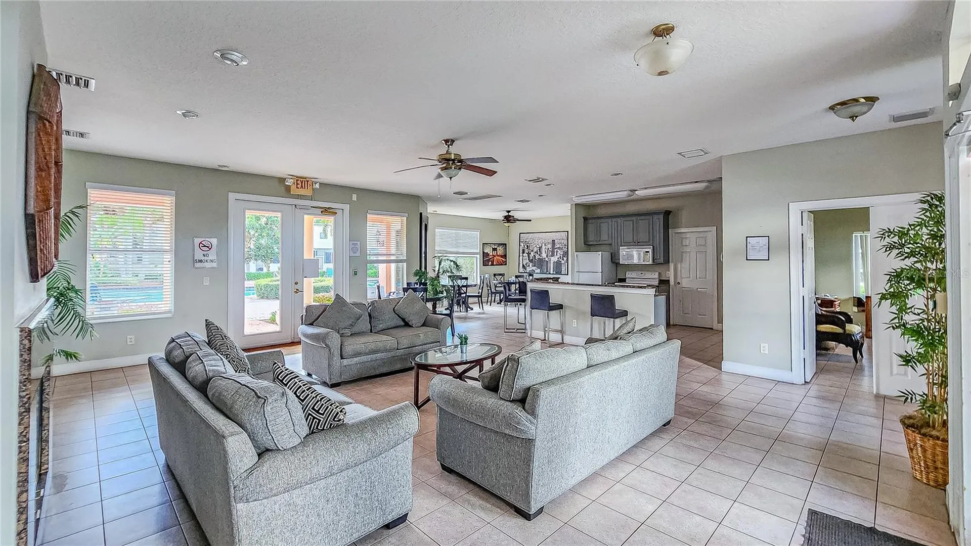 1288 S Beach Circle Kissimmee FL 34746