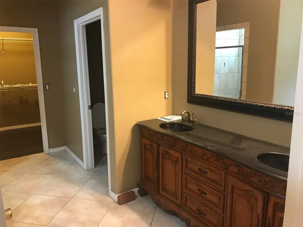 1518 Salem Drive Orlando FL 32807