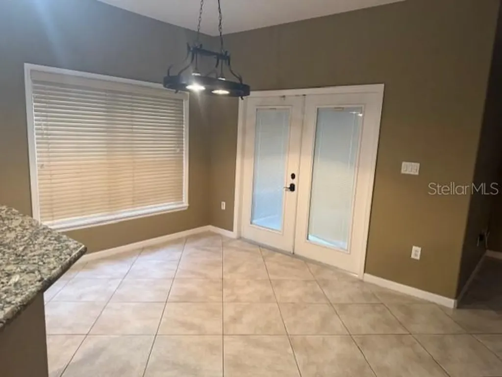 1518 Salem Drive Orlando FL 32807