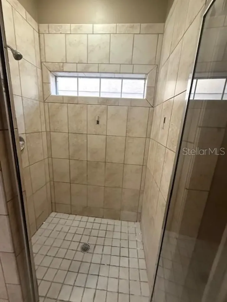 1518 Salem Drive Orlando FL 32807
