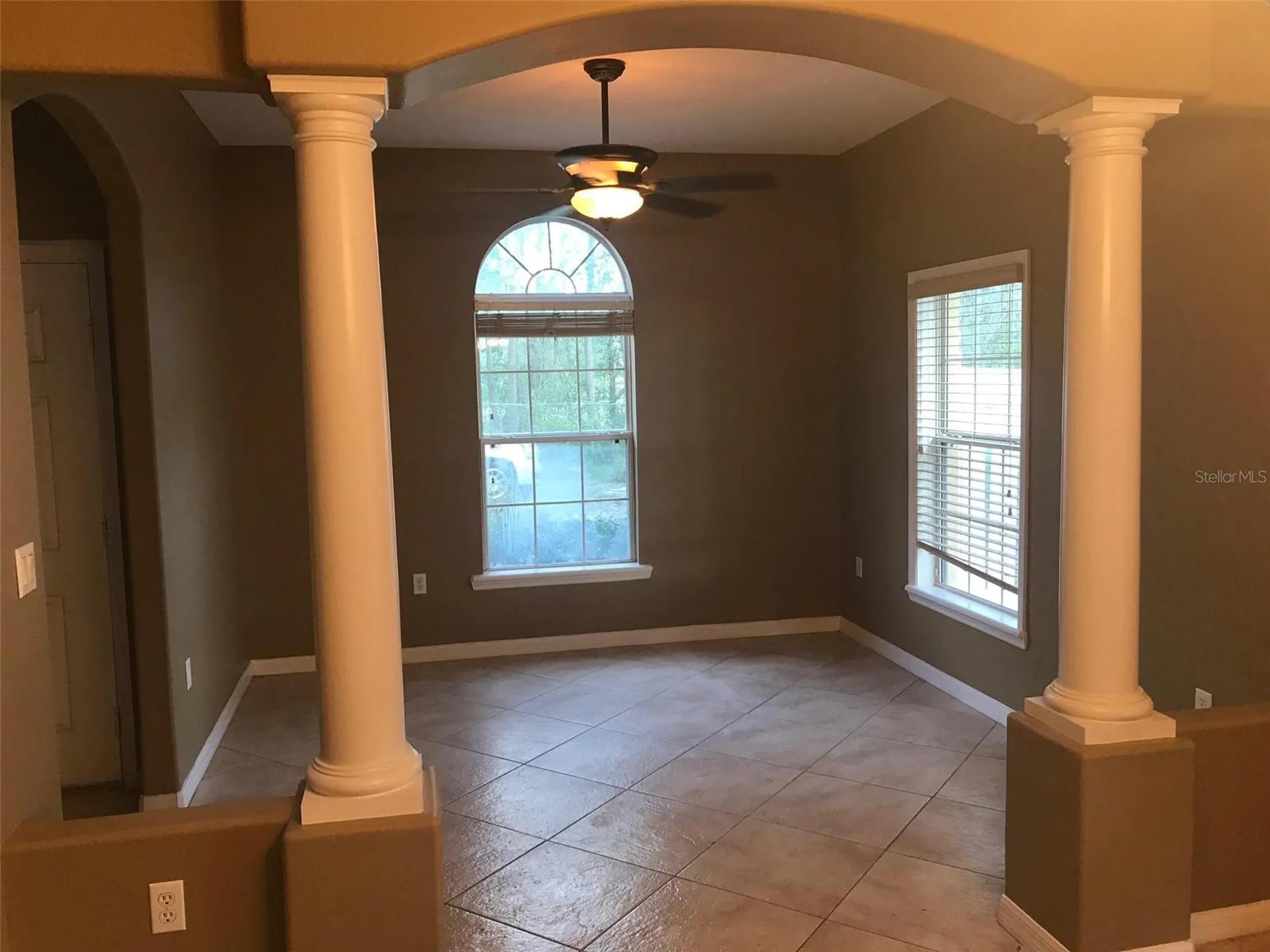 1518 Salem Drive Orlando FL 32807