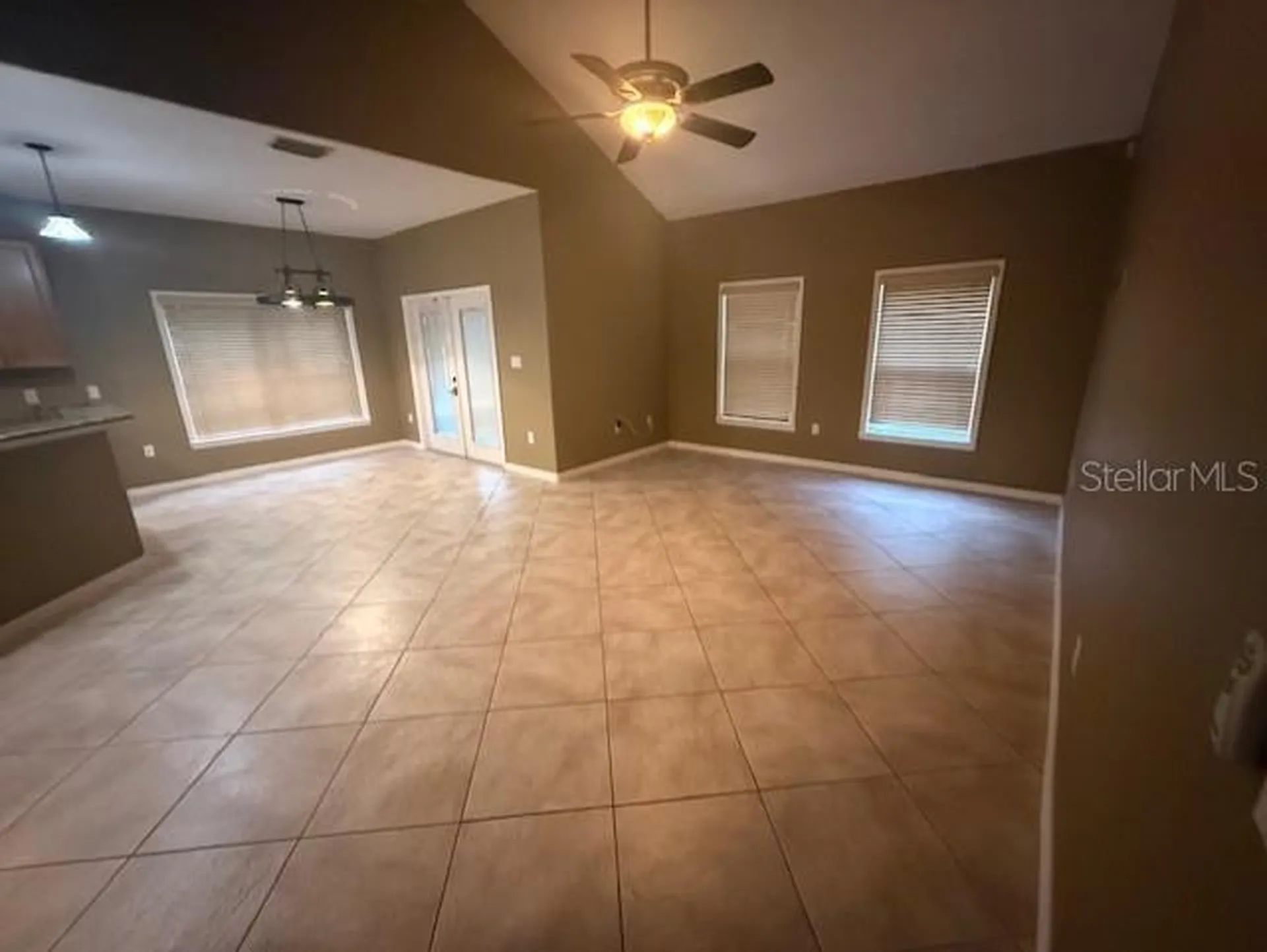 1518 Salem Drive Orlando FL 32807