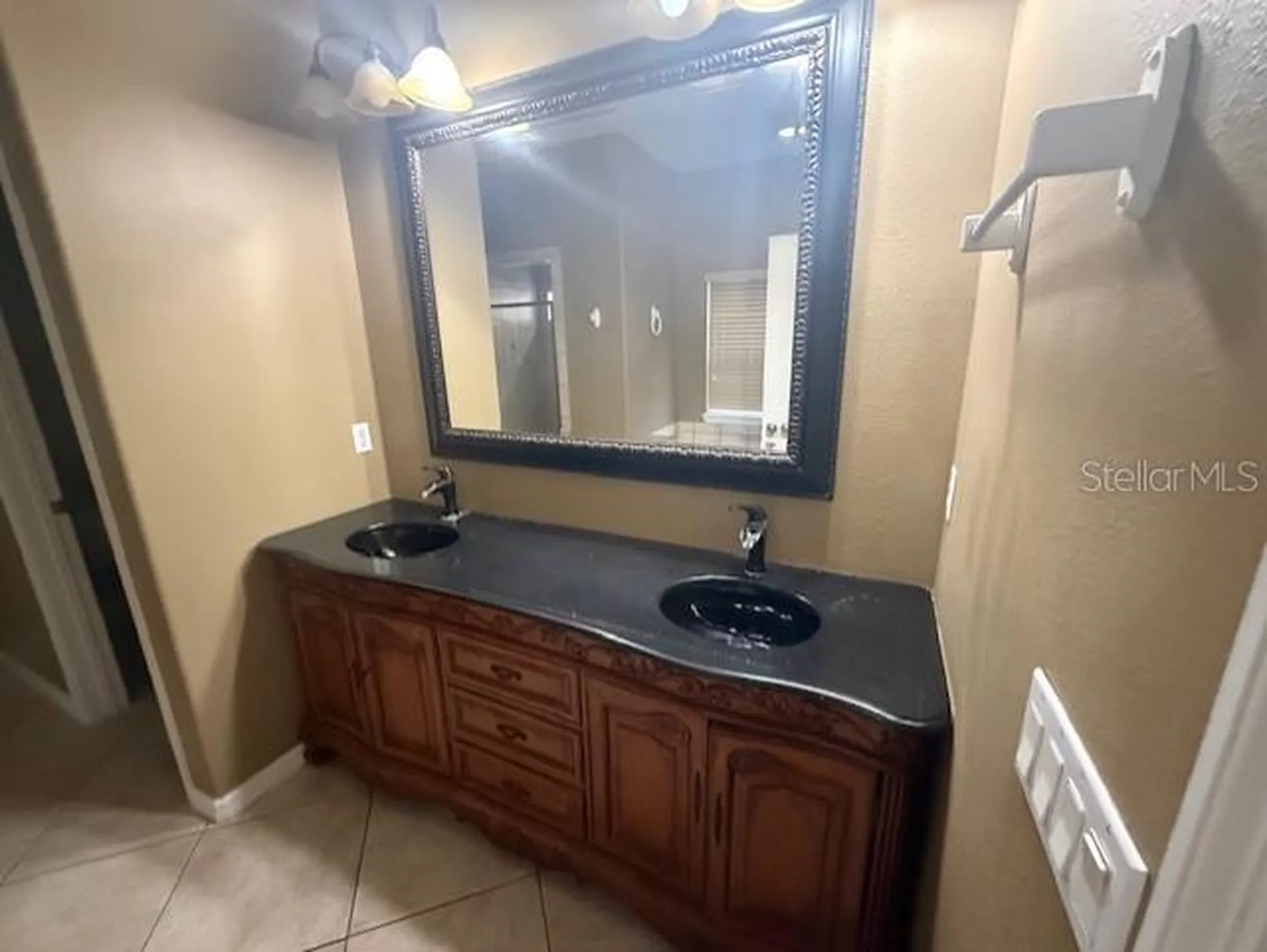 1518 Salem Drive Orlando FL 32807