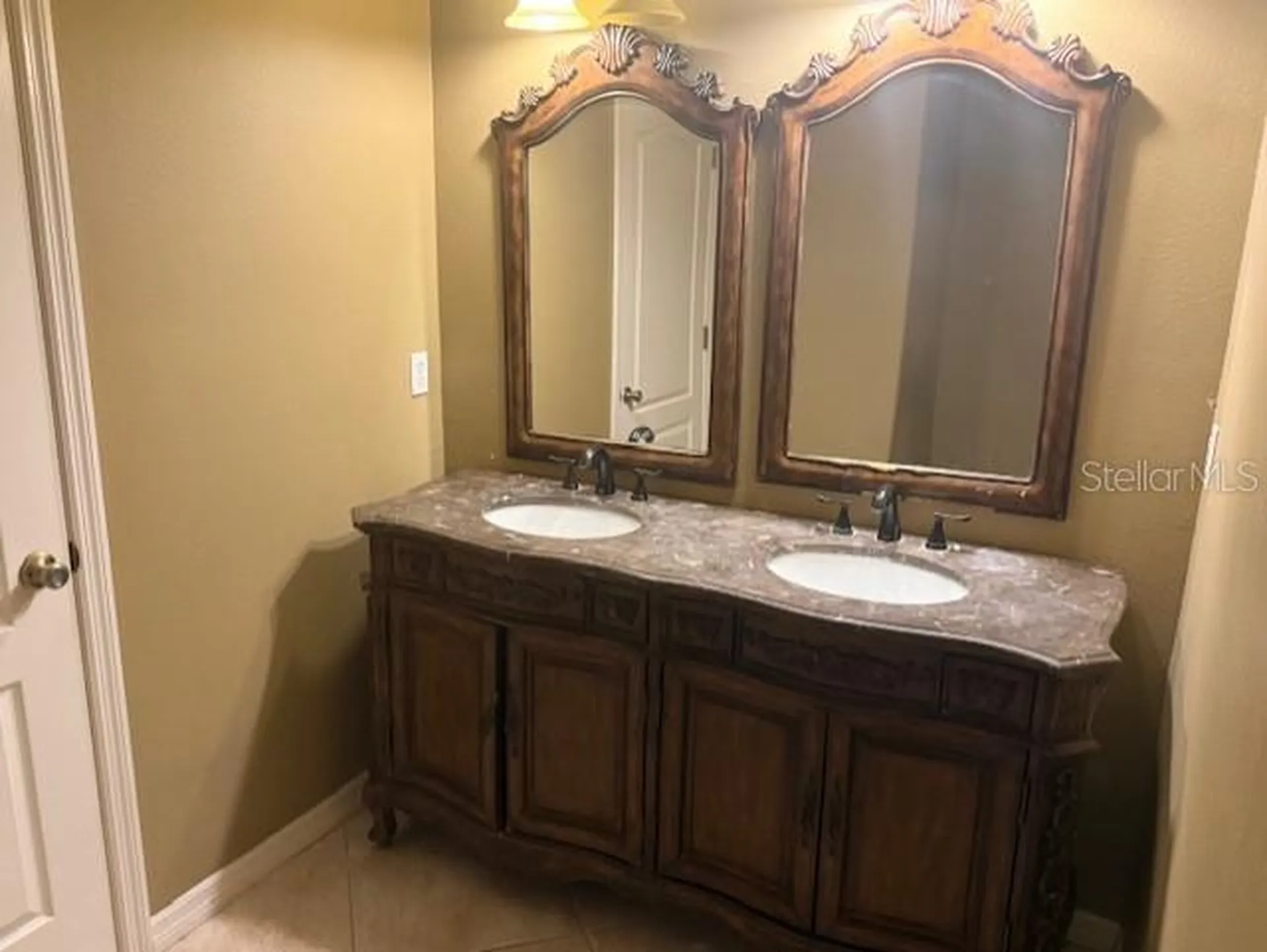 1518 Salem Drive Orlando FL 32807