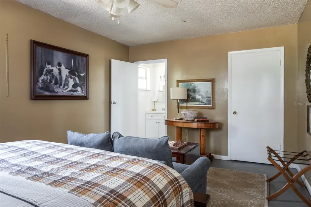 16325 SE 134th Court Weirsdale FL 32195
