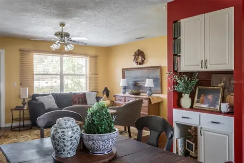 16325 SE 134th Court Weirsdale FL 32195