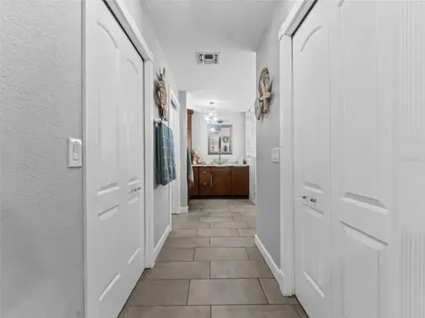 5200 Camberlea Avenue Zephyrhills FL 33541