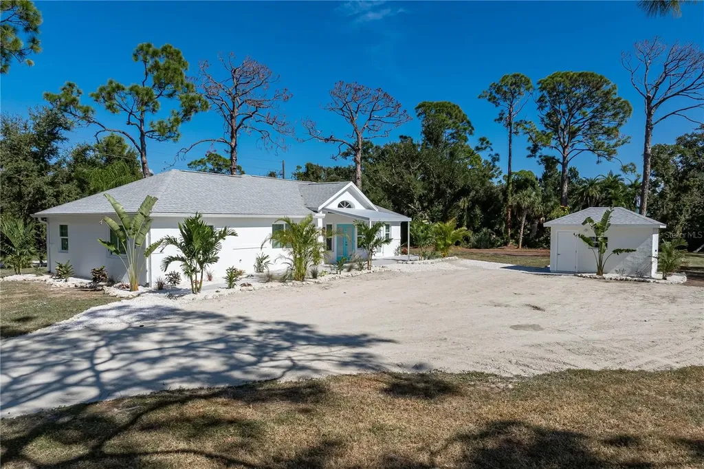 1871 Bridge Street Englewood FL 34223