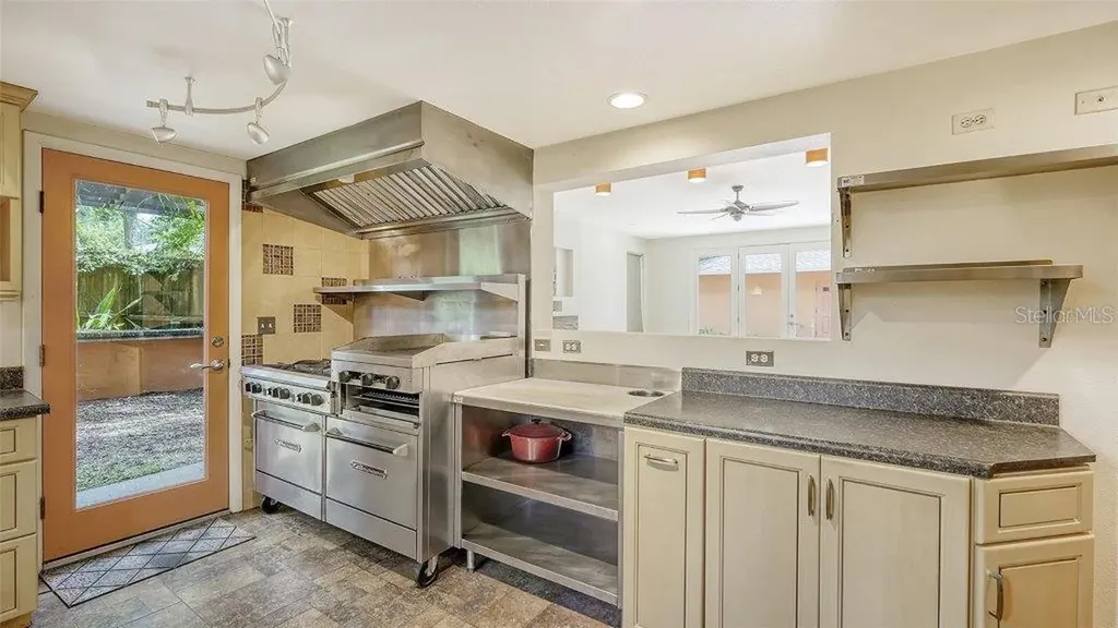 875 Indian Beach Drive Sarasota FL 34234