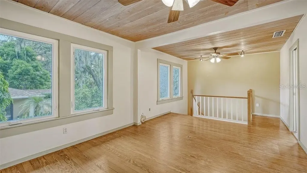 875 Indian Beach Drive Sarasota FL 34234