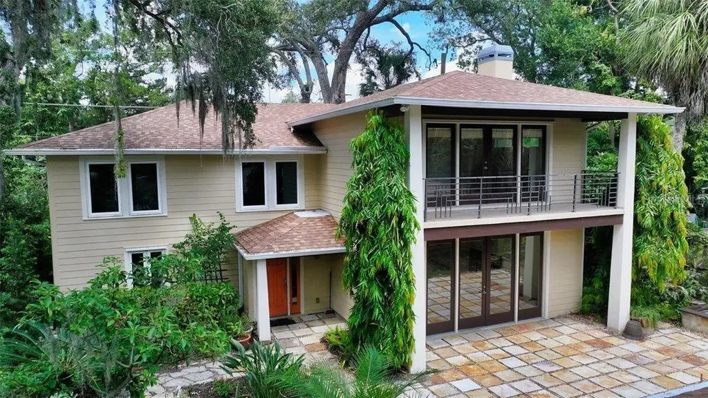 875 Indian Beach Drive Sarasota FL 34234