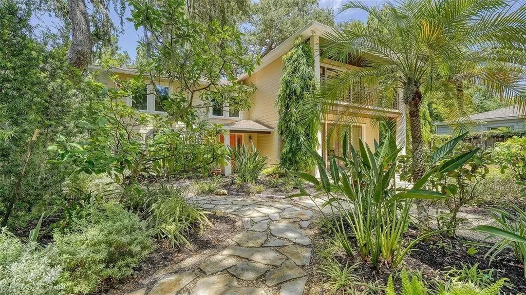 875 Indian Beach Drive Sarasota FL 34234