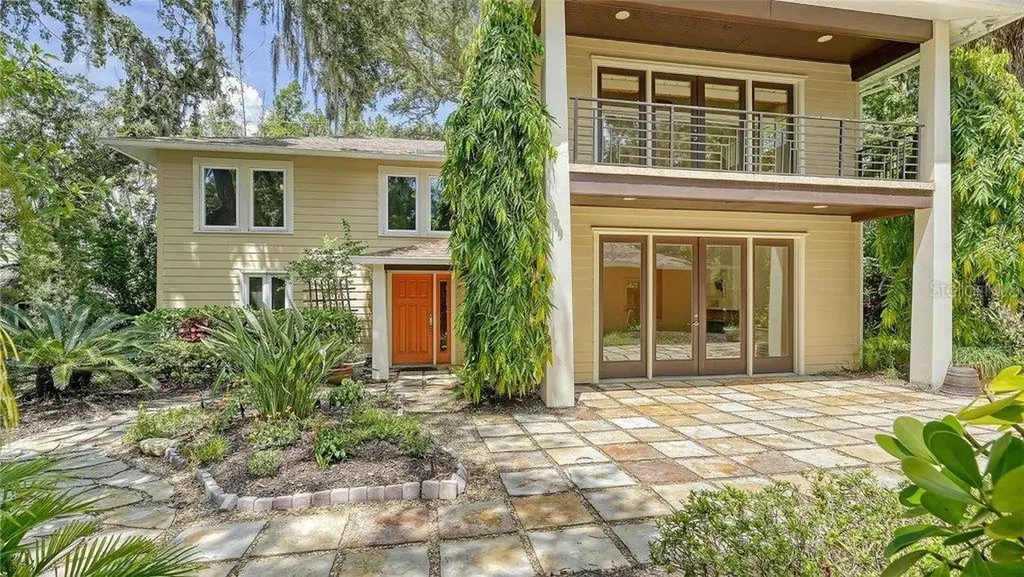 875 Indian Beach Drive Sarasota FL 34234