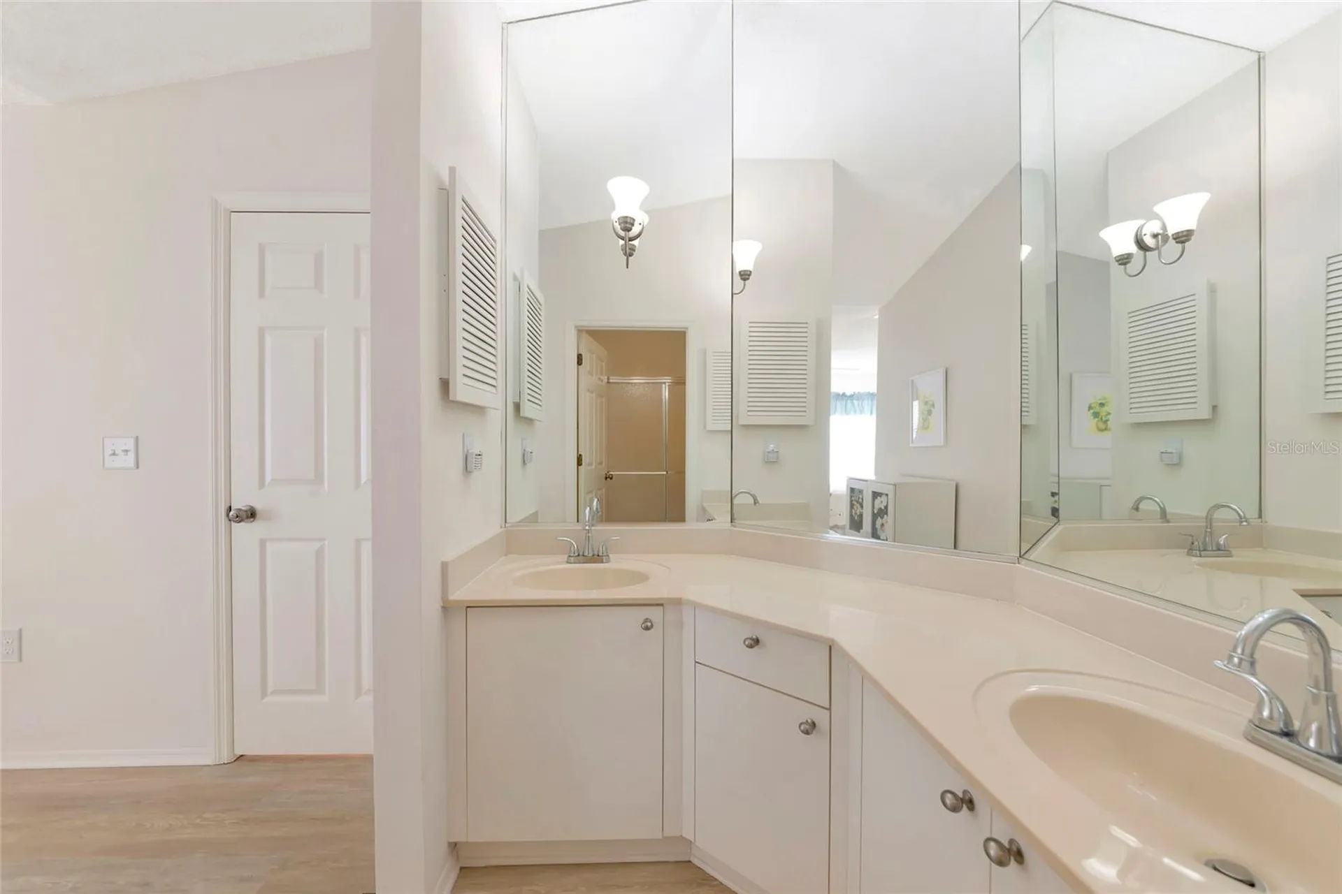 1216 Spoonbill Landings Circle Bradenton FL 34209