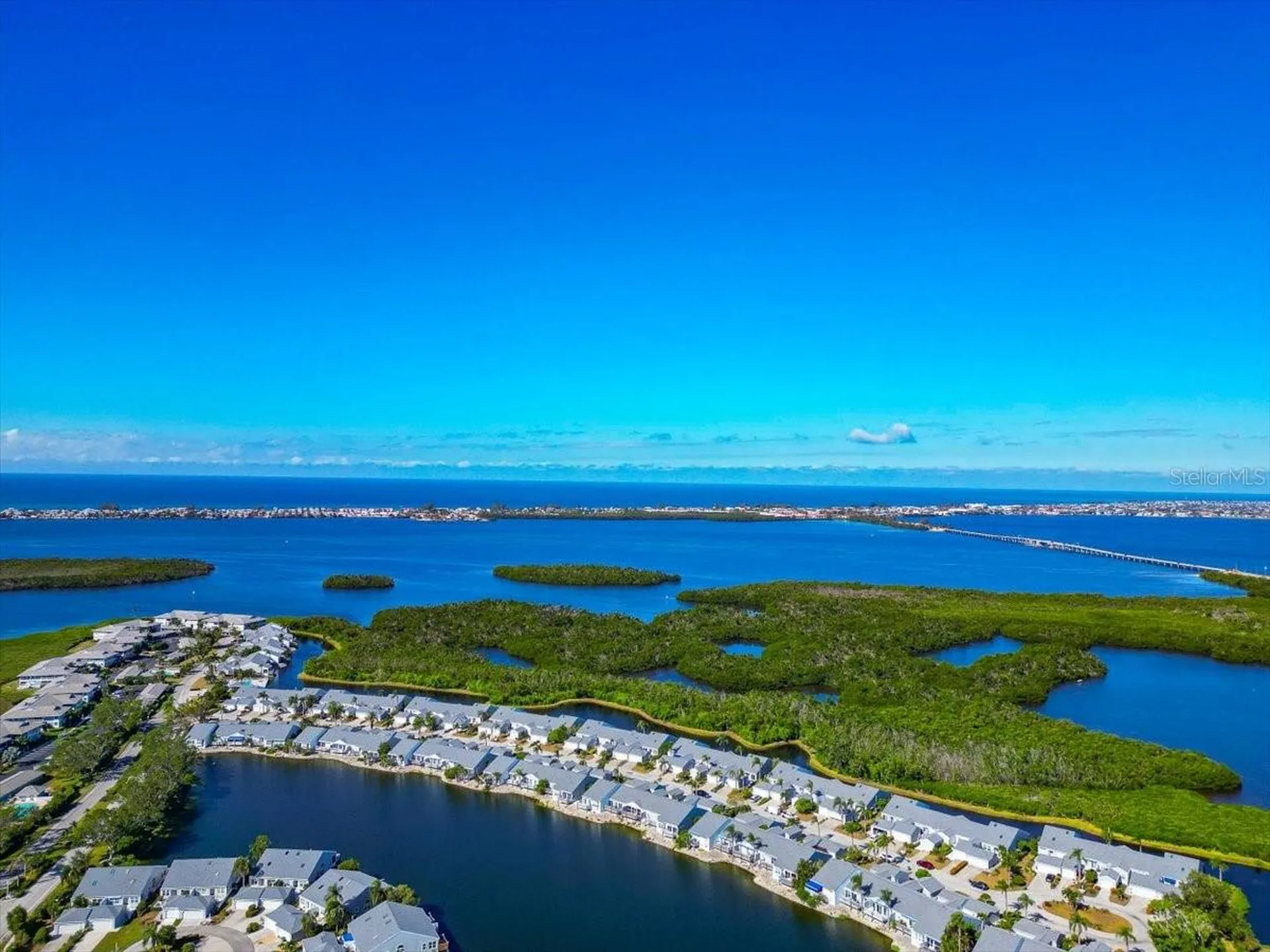 1216 Spoonbill Landings Circle Bradenton FL 34209