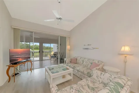 1216 Spoonbill Landings Circle Bradenton FL 34209