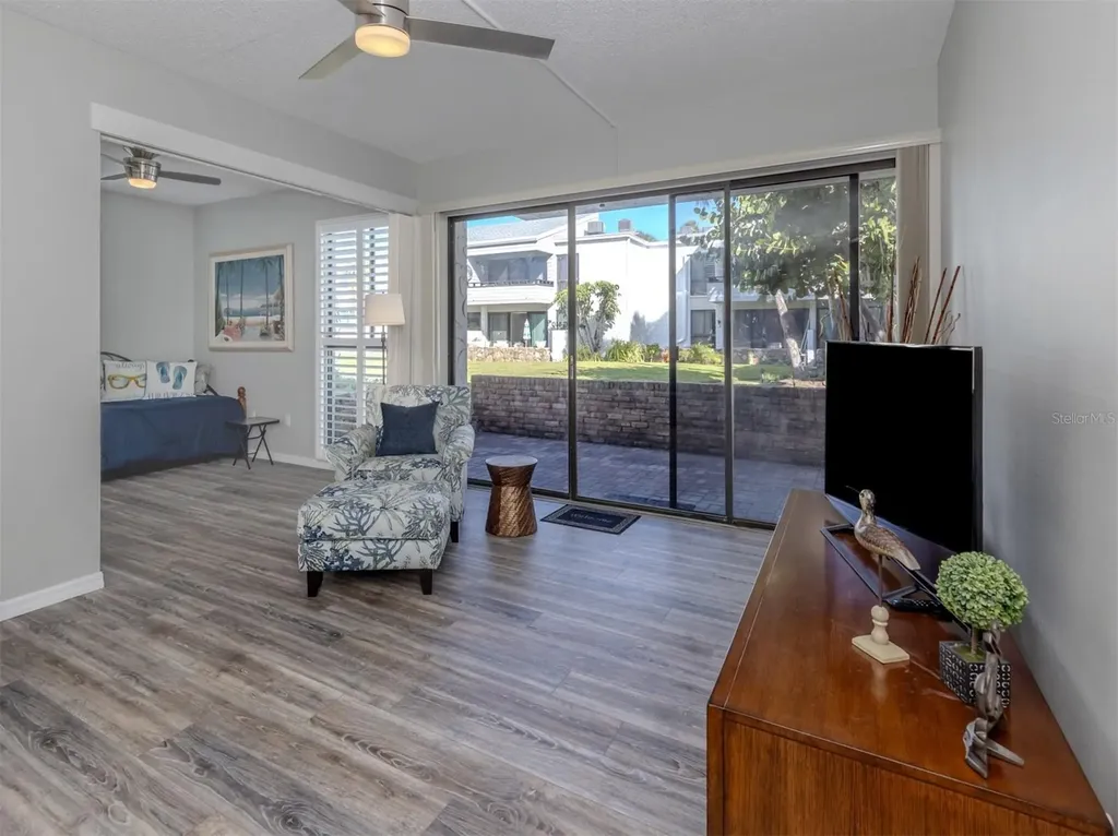 1555 Tarpon Center Drive Venice FL 34285