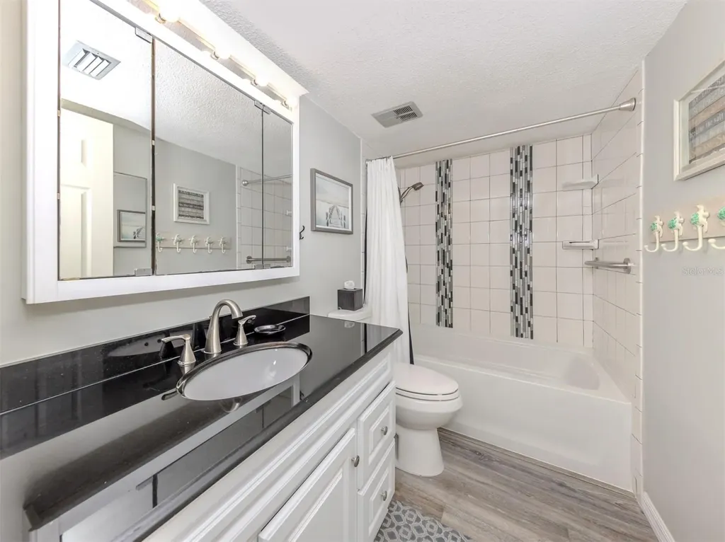 1555 Tarpon Center Drive Venice FL 34285