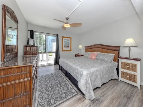 1555 Tarpon Center Drive Venice FL 34285