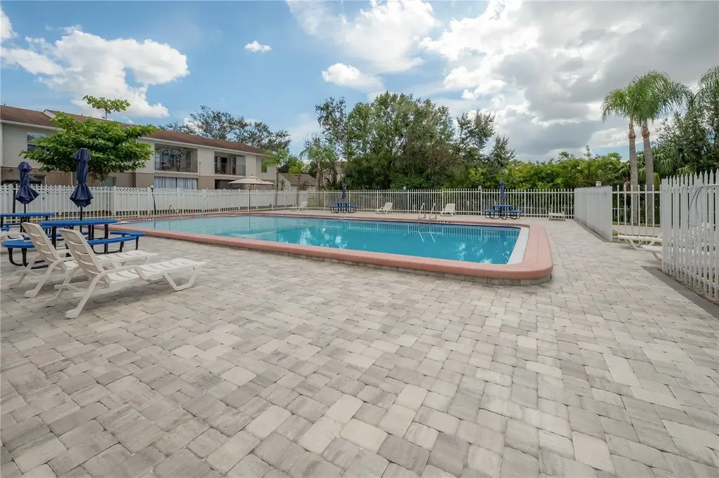 7210 N Manhattan Avenue Tampa FL 33614