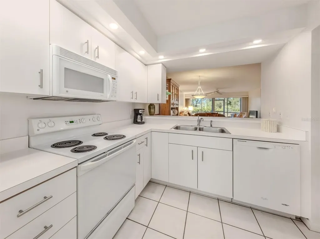206 Silver Lake Drive Venice FL 34292