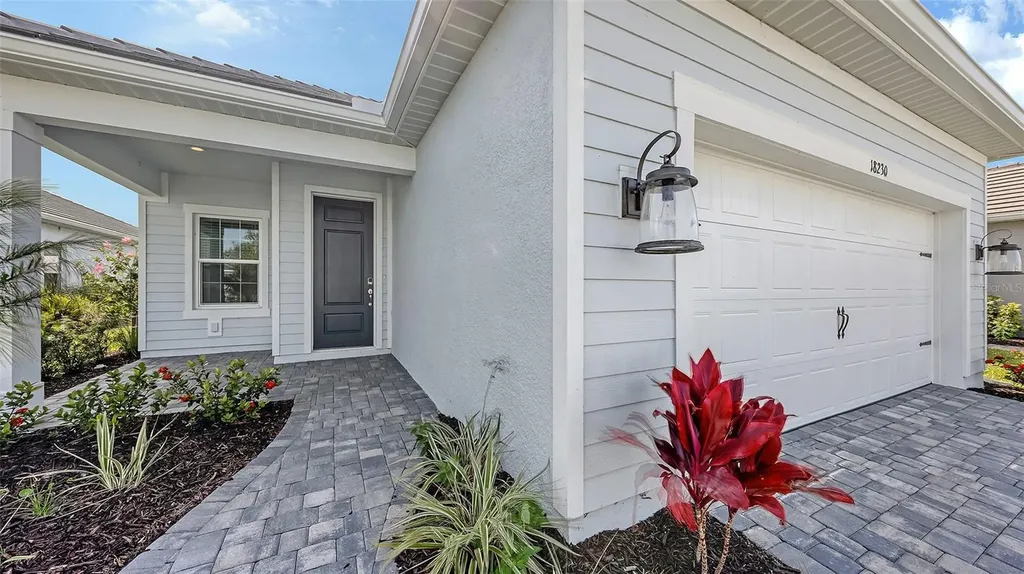 18230 Vizcaya Court Venice FL 34293