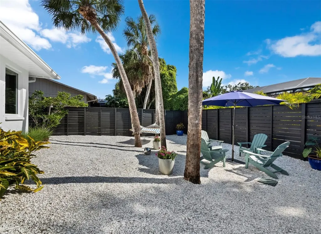 5341 Siesta Court Sarasota FL 34242