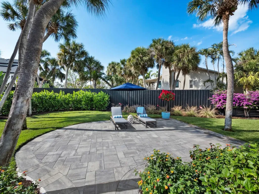 5341 Siesta Court Sarasota FL 34242