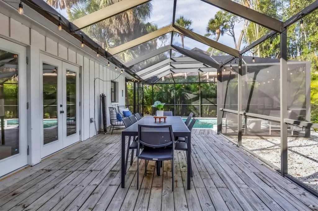 445 Reid Street Sarasota FL 34242