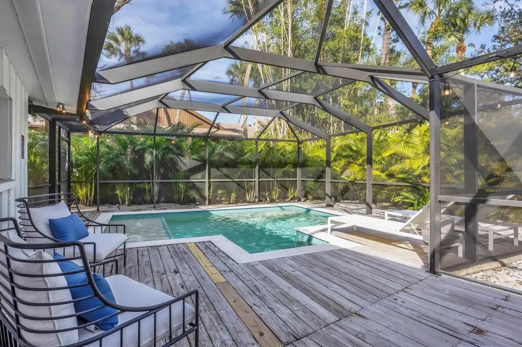 445 Reid Street Sarasota FL 34242