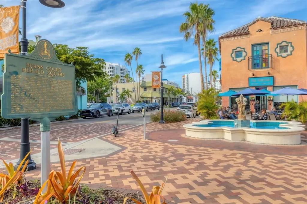 445 Reid Street Sarasota FL 34242