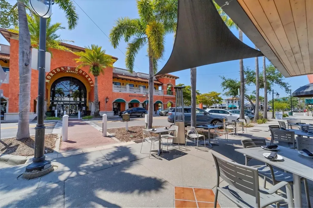 445 Reid Street Sarasota FL 34242