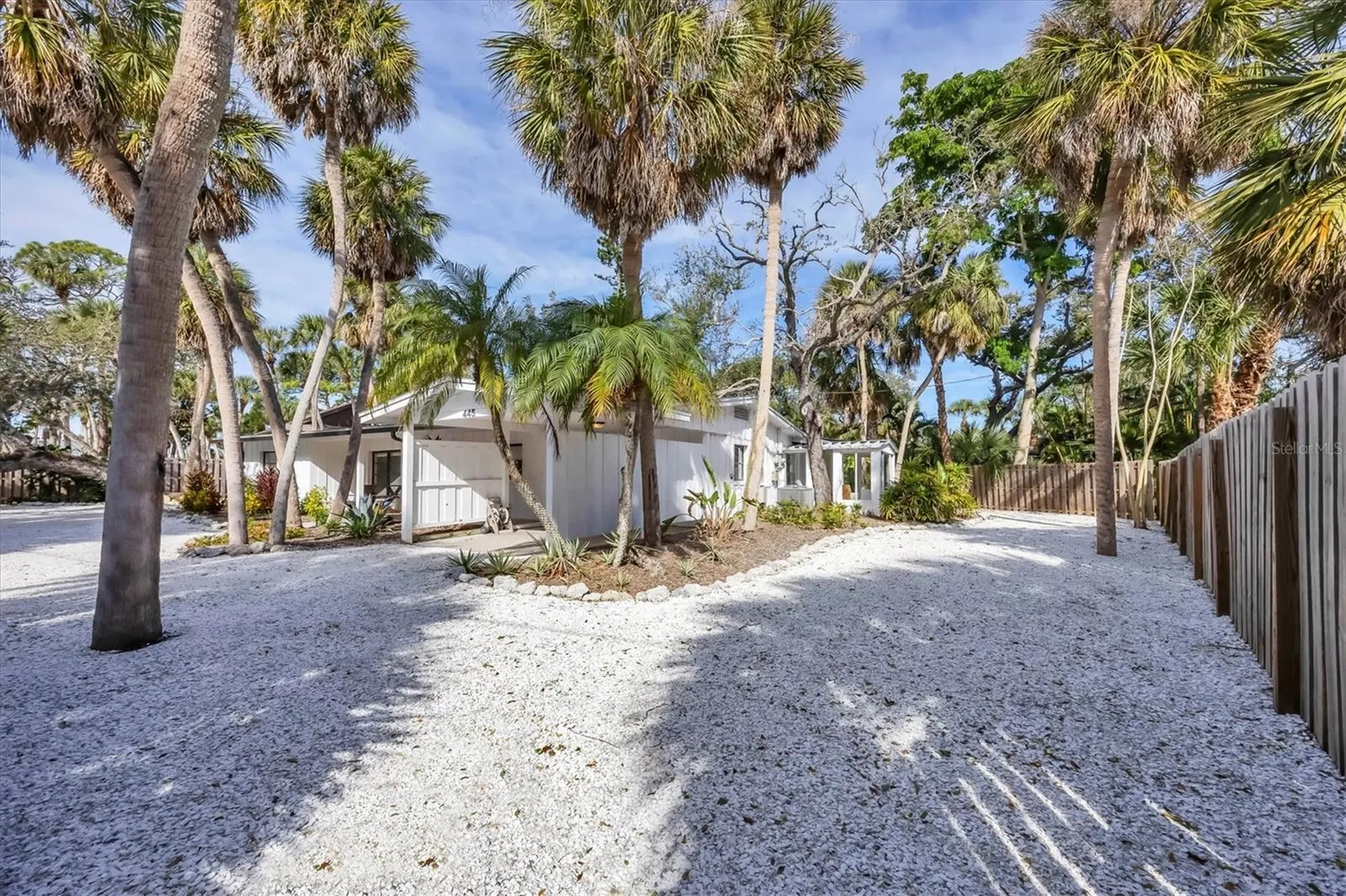 445 Reid Street Sarasota FL 34242