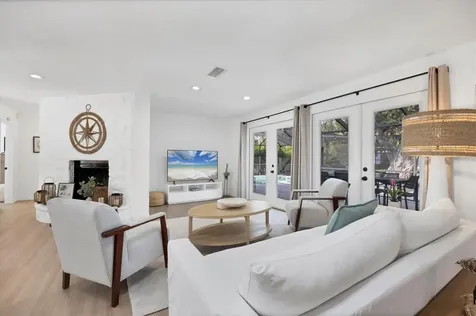 445 Reid Street Sarasota FL 34242