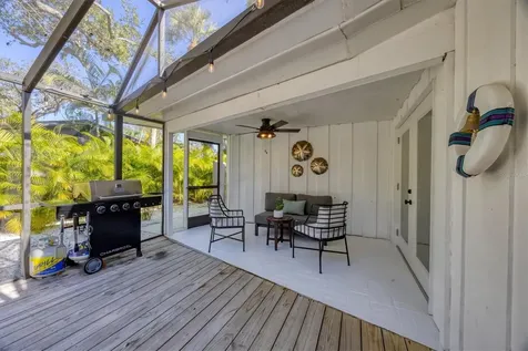 445 Reid Street Sarasota FL 34242