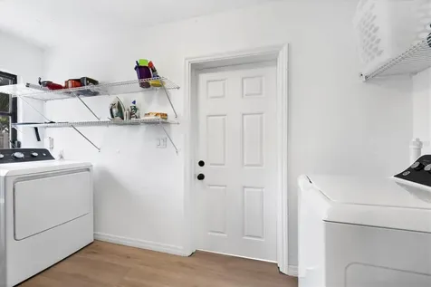 445 Reid Street Sarasota FL 34242