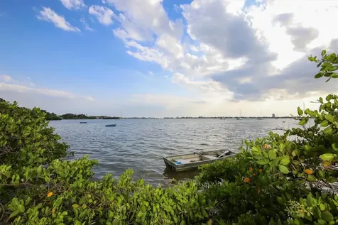 445 Reid Street Sarasota FL 34242