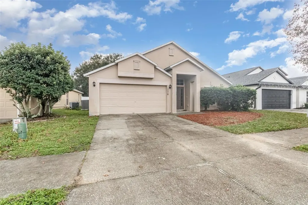 174 Dakota Avenue Groveland FL 34736