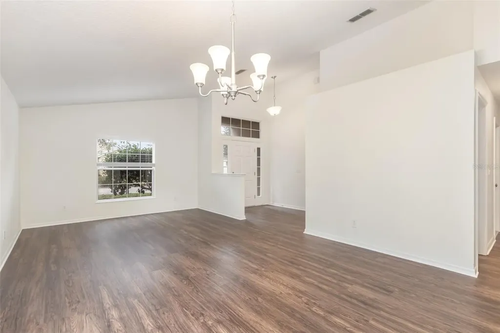 174 Dakota Avenue Groveland FL 34736