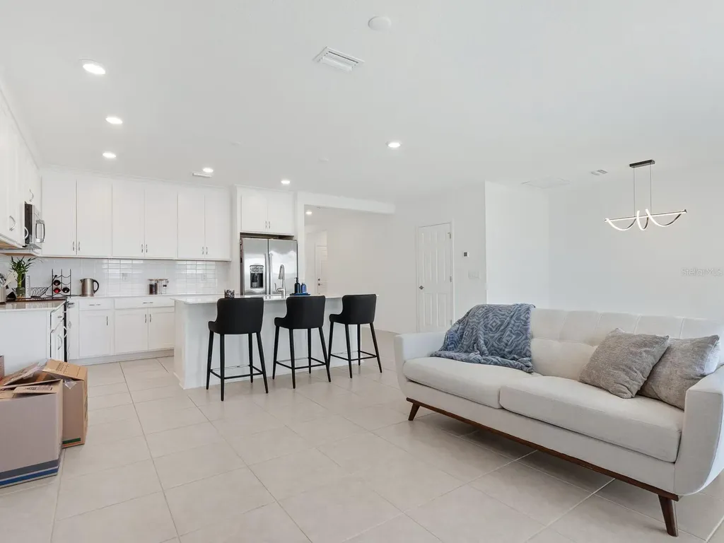 9975 Last Light Glen Parrish FL 34219